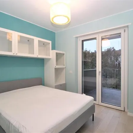 Three-room 2 Bedrooms And 2 Bathrooms Apartment Milan